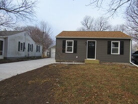 Building Photo - 240 5th St E