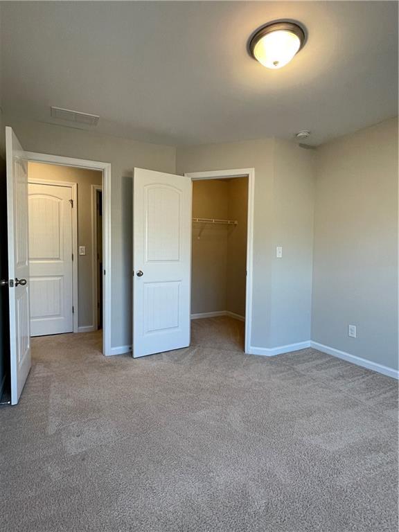 Building Photo - 581 Sunset Park Dr