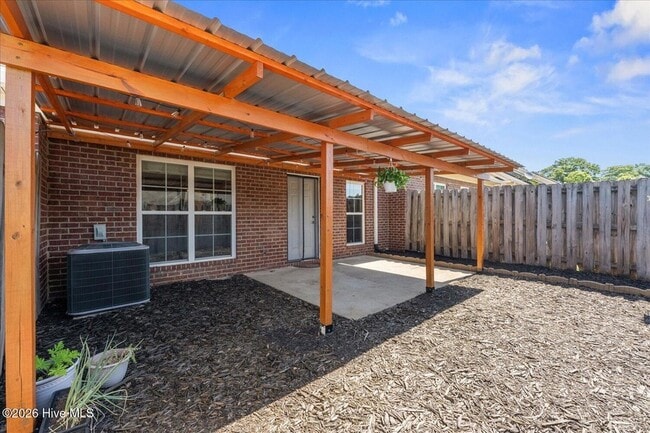 Building Photo - 119 Grove Landing Ct