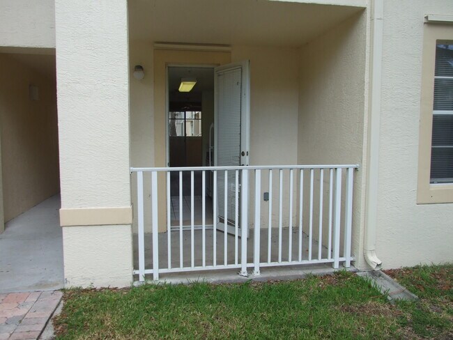 Building Photo - 4822 Chancellor Dr