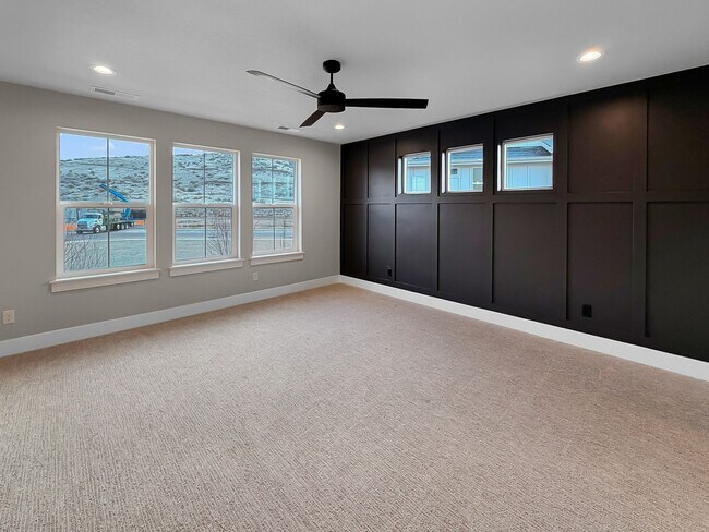 Building Photo - Brand New Pet-Friendly 3-Bedroom in Eagle with Pool, Fitness, Center, and Exceptional Amenities