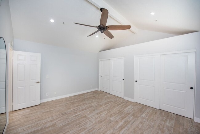 Building Photo - Eastside Costa Mesa Gem