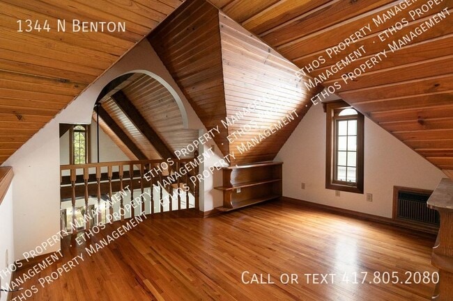 Building Photo - 1344 N Benton-