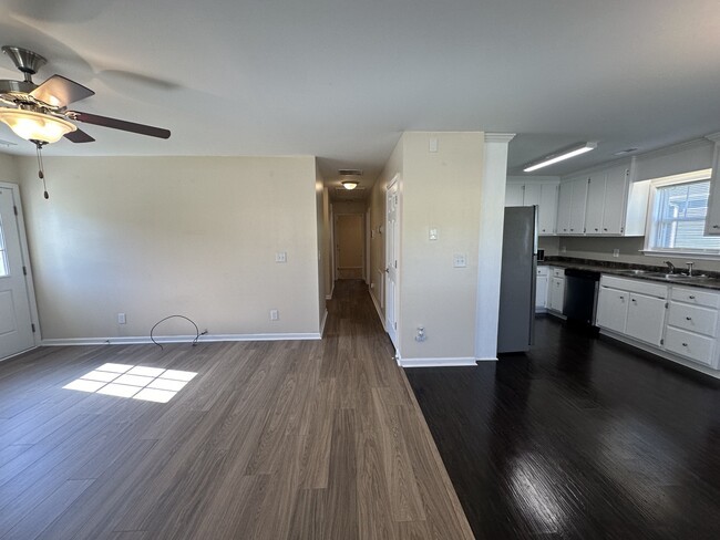 Building Photo - 688 Ruddy Creek Cir