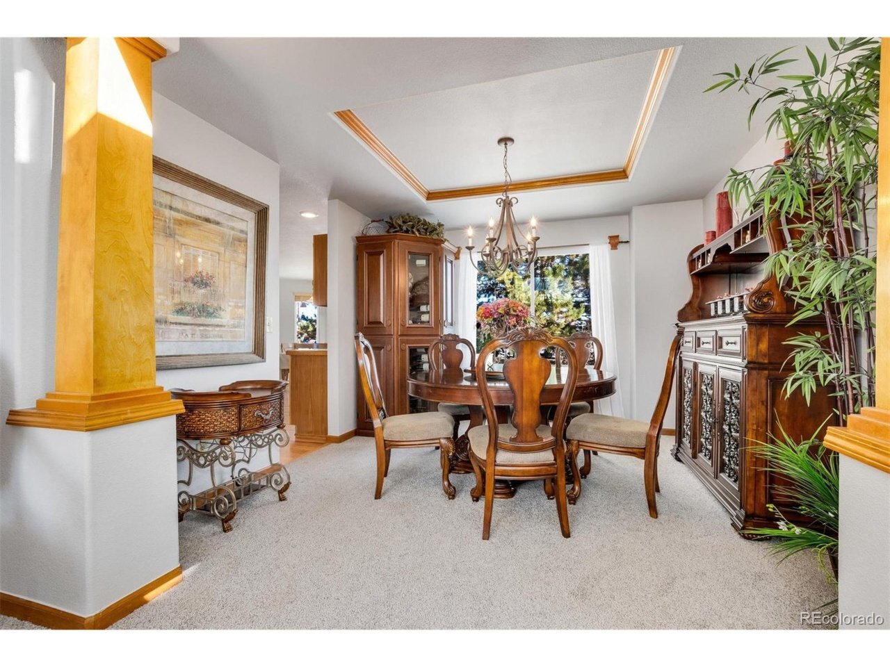 Building Photo - 15581 Flowerhill Cir