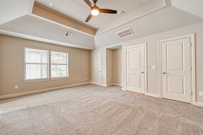 Building Photo - 5811 Kiam St