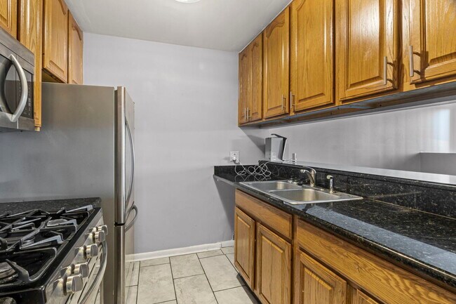 Building Photo - 4014 193rd St