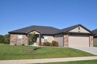 Building Photo - 5617 Abercorn Dr