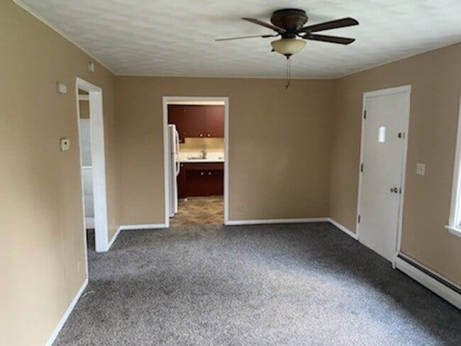 Building Photo - 502 S. Congress