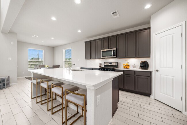 Building Photo - 60 Indian Wells Dr