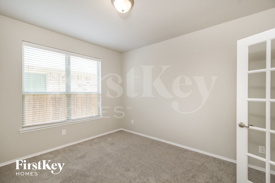 Building Photo - 3712 Fossil Tree Ln