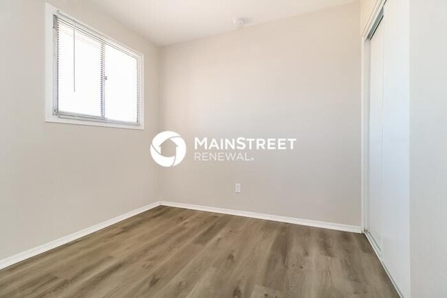 Building Photo - 4 Bedroom Pet-Friendly Home in PHOENIX, AZ...