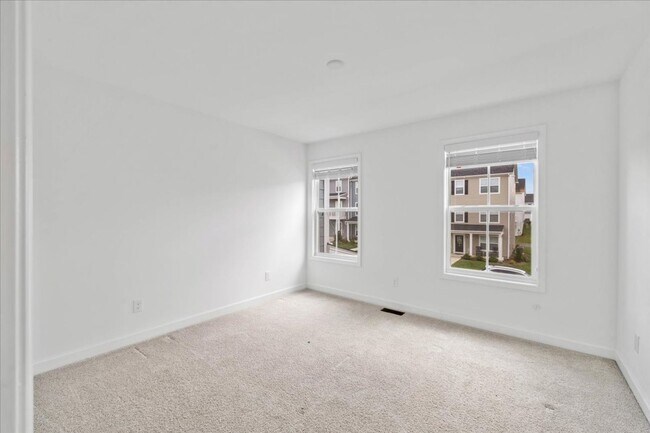 Building Photo - Spacious Home in Westhill Community - Rent...
