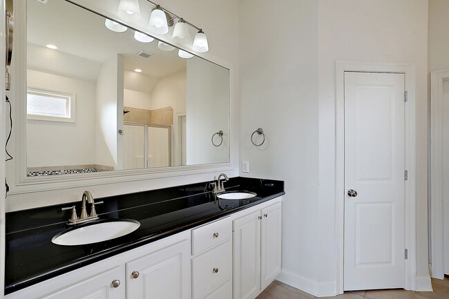 Building Photo - 3 Bed/2 Bath in Fall's Crossing- Gluckstadt!