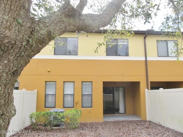 Building Photo - 1385 Lara Cir