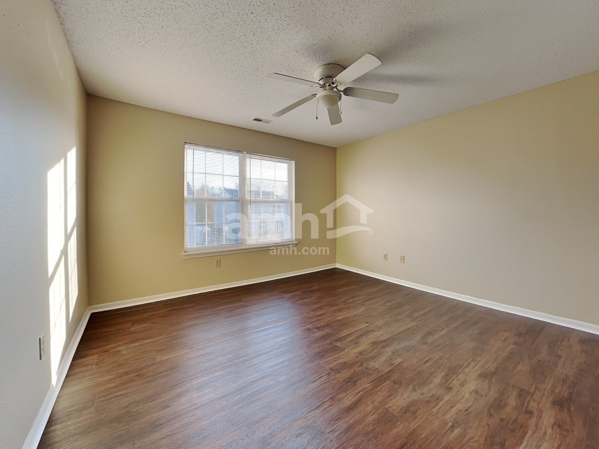 Building Photo - 4323 Autumn Crest Ct