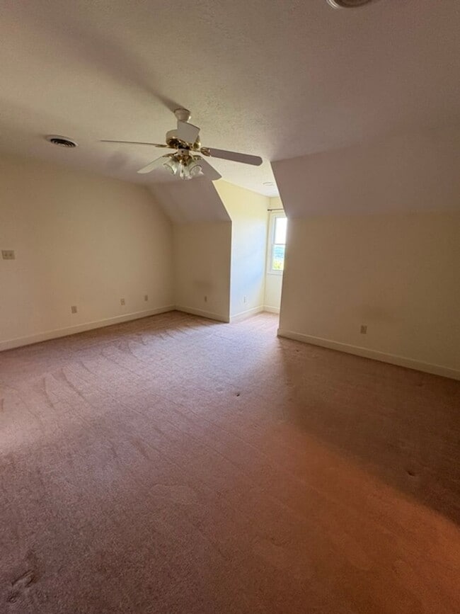 Building Photo - 2737 Hickory Ridge Rd