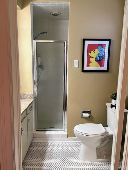 Bathroom 1 - 2106 Colquitt St