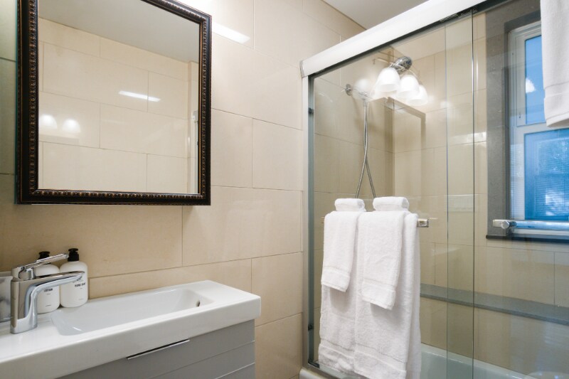 Building Photo - 186-1149 Jersey St