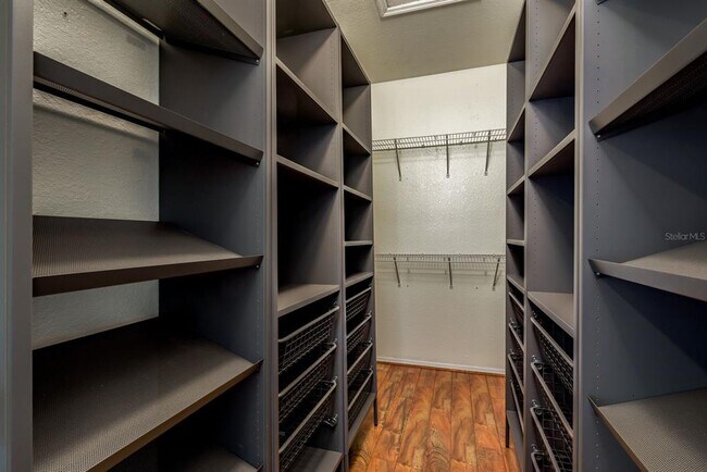 Building Photo - 2749 Via Cipriani