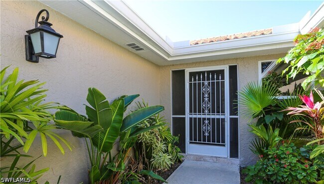 Building Photo - 402 Emerald Bay Cir