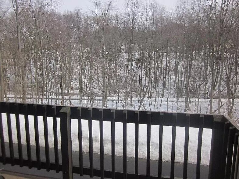 Building Photo - 175 Mill Pond Rd