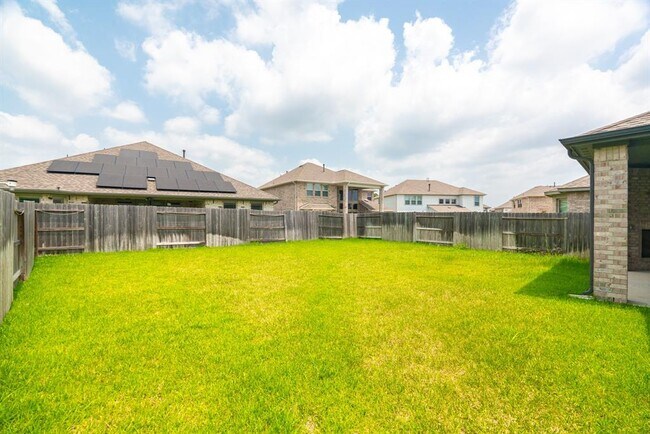 Building Photo - 27976 Seger Bnd Trl