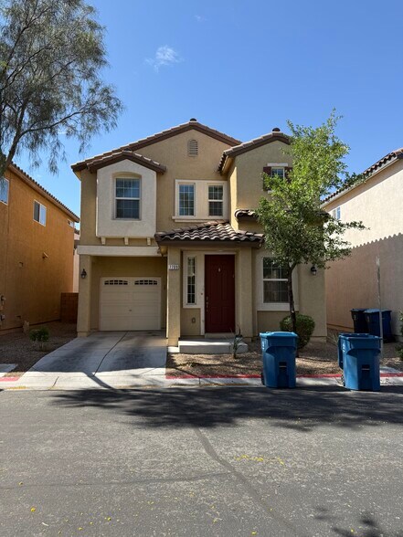 Building Photo - 7709 Pista Way