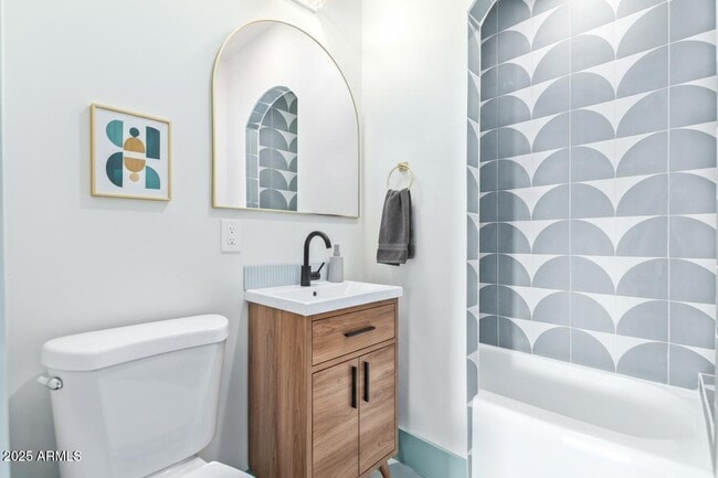 Building Photo - 2029 N 10th St