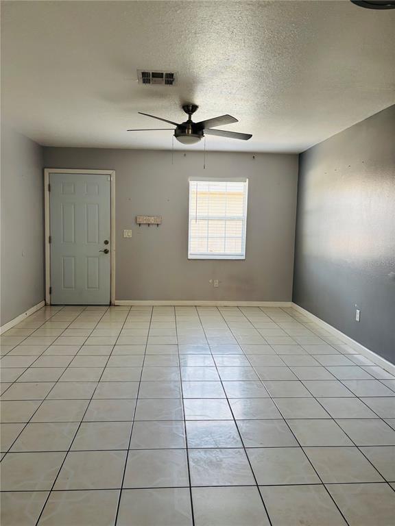 Building Photo - 28 Las Palmas Way