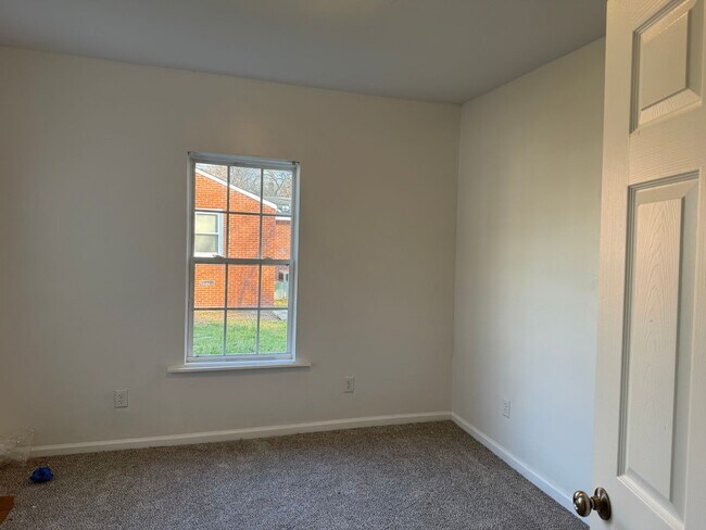 Building Photo - Single Family For Rent In Hampton