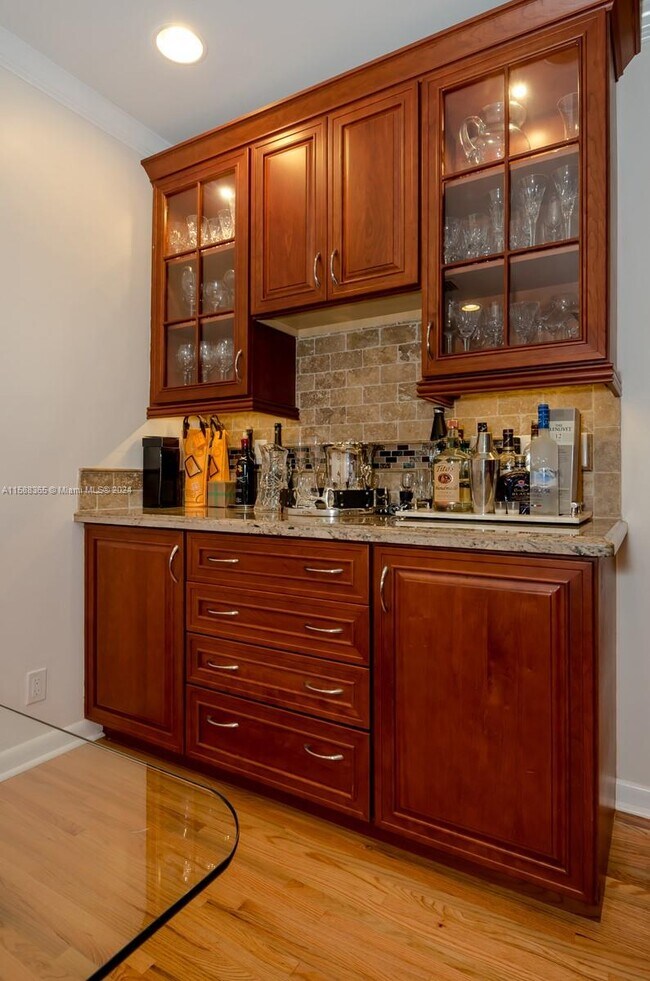 Building Photo - Altara Avenue, Coral Gables, FL 33146 - 3 ...