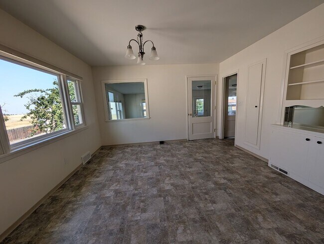 Building Photo - 35774 Waha Rd