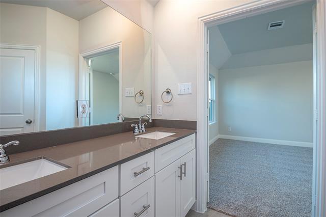 Building Photo - 729 Rusty Spurs Pl