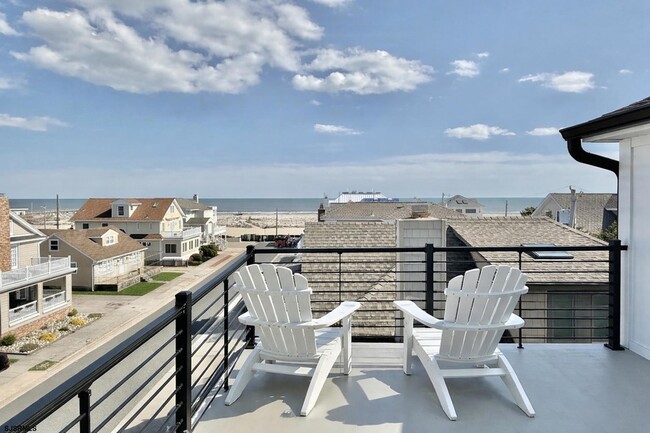 Building Photo - 100 S Frontenac Ave