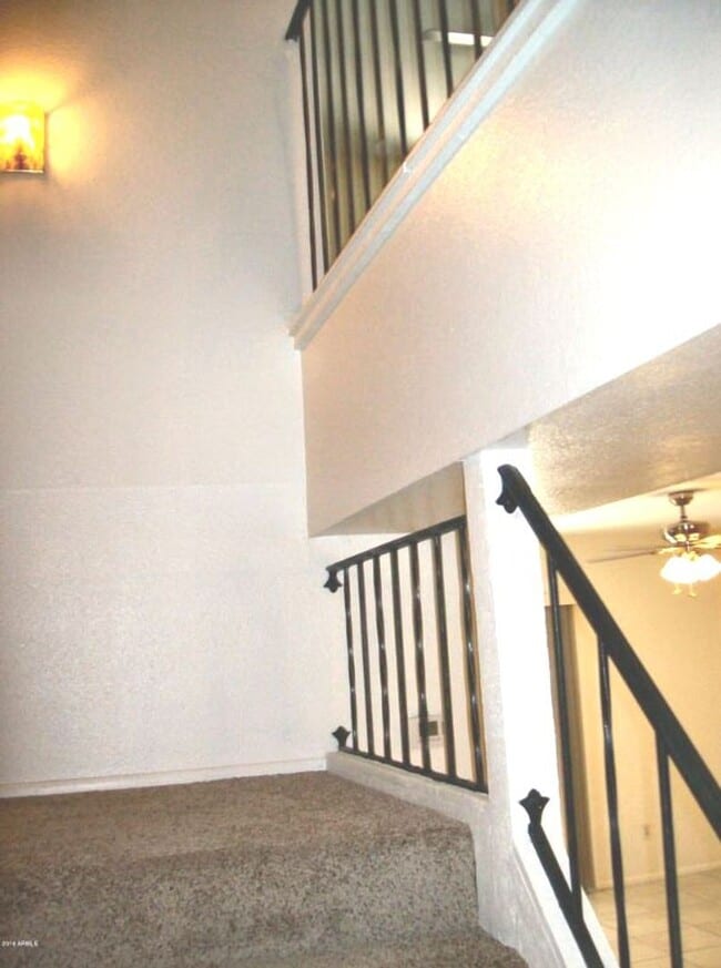 Building Photo - Scottsdale