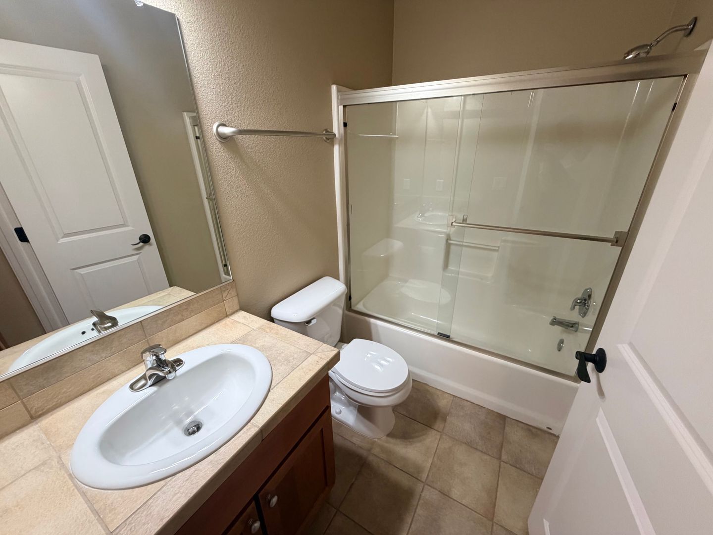 Building Photo - 3640 Summerlinn Dr