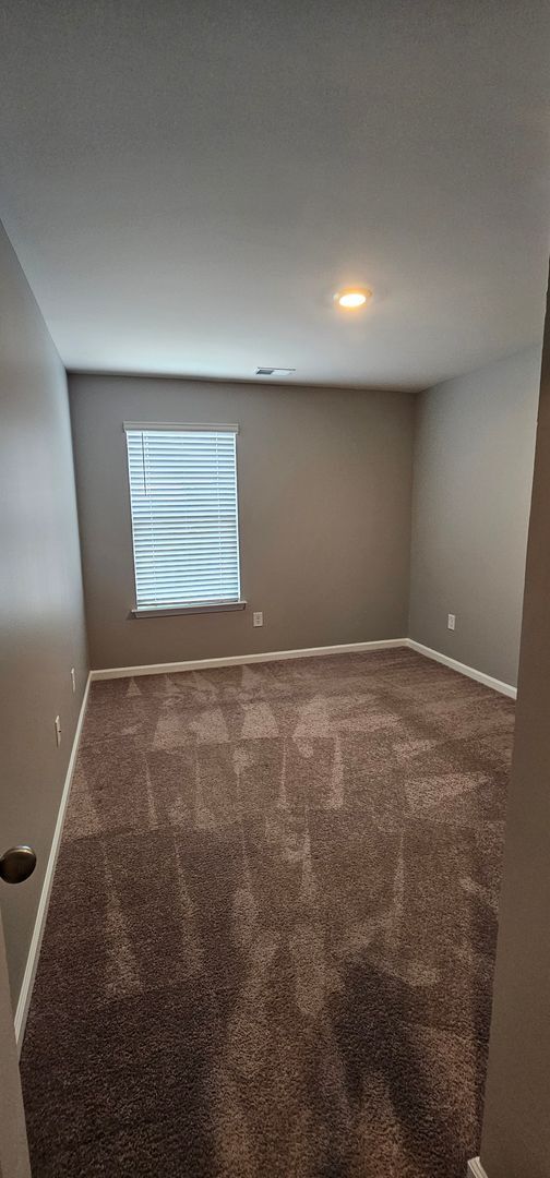 Building Photo - Luxury Meets Privacy in This 4-Bedroom Cul...
