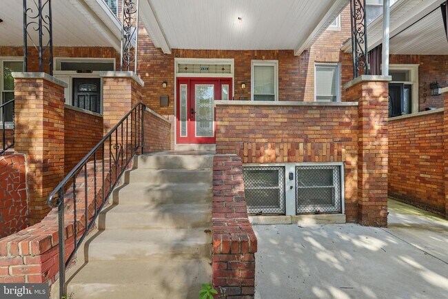 Building Photo - 2509 Linden Ave