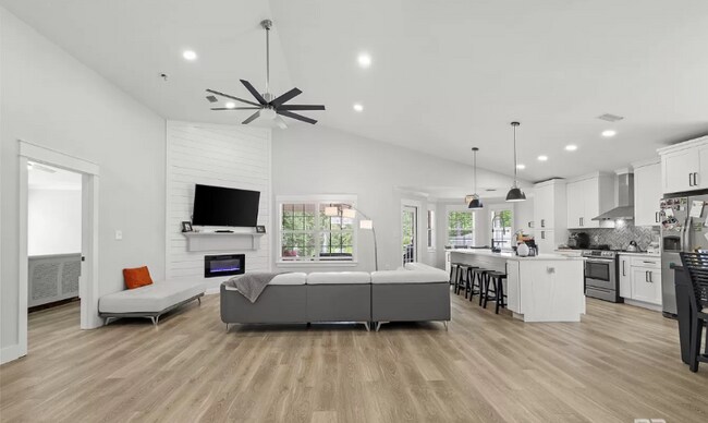 Building Photo - 22470 Beaver Creek Ln