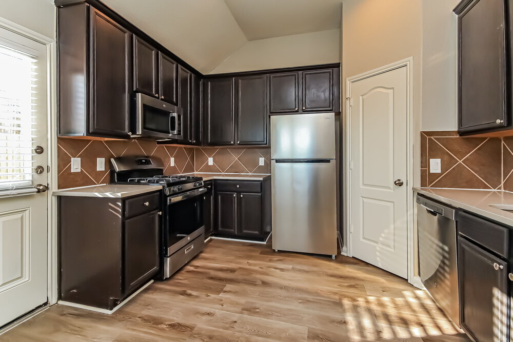 Building Photo - 323 Sea Breeze Dr