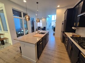 Building Photo - 6051 N Malta St