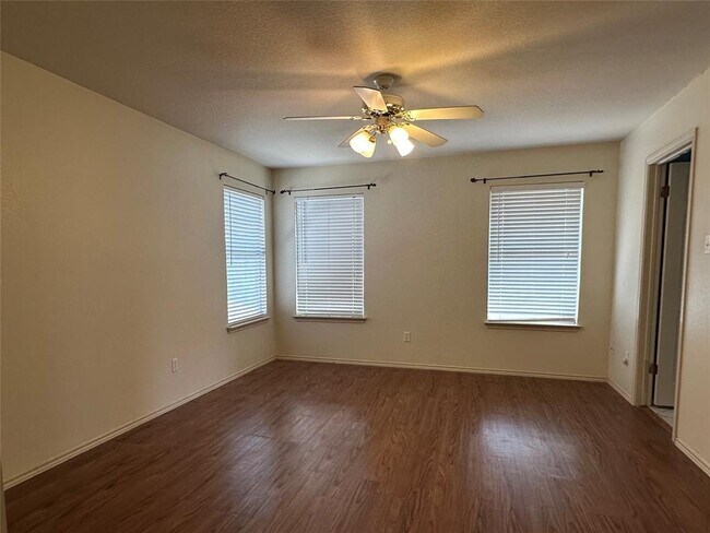 Building Photo - 3509 Ruby Red Dr