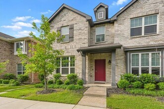 Building Photo - 1274 Alamo Dr