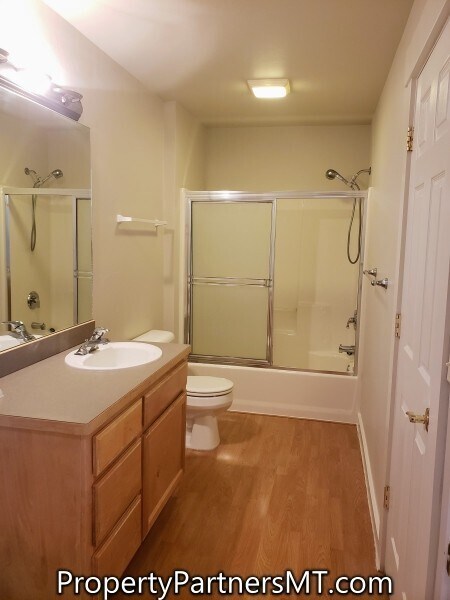 Building Photo - 3 Bedroom 2 Bath House - Near Emily Dickinson School