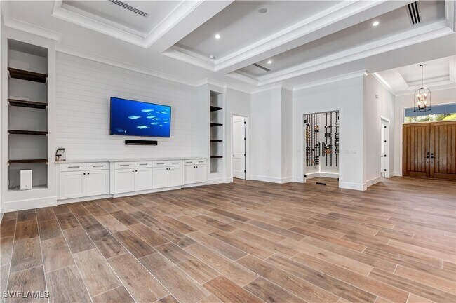 Building Photo - 5881 Sea Grass Ln