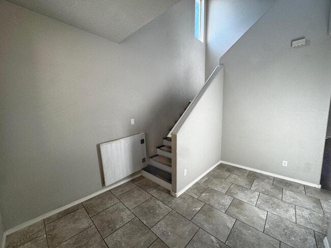 Building Photo - 8901 Eagle Hills Dr NW