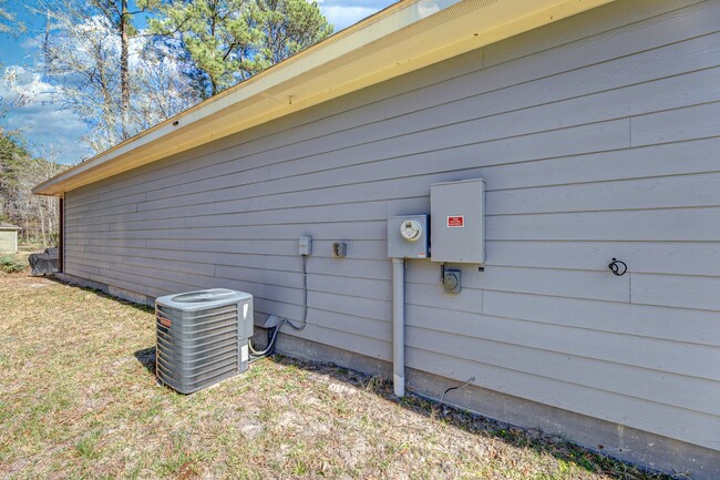 Building Photo - 9 Drywood Ln