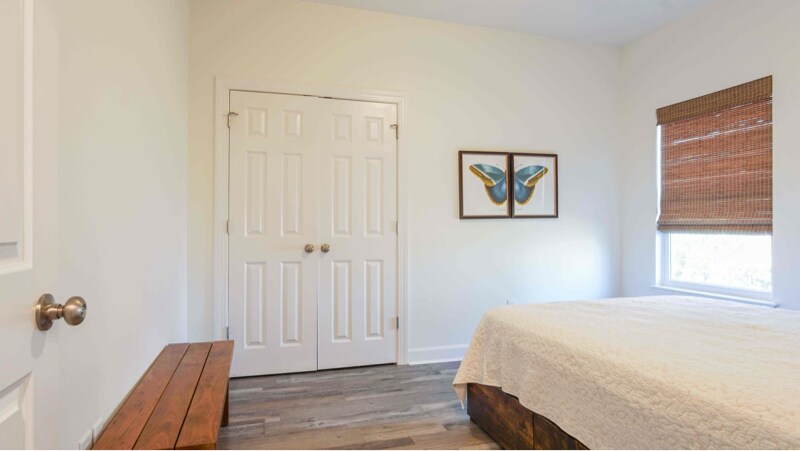 Building Photo - 2910 Clearview Ave