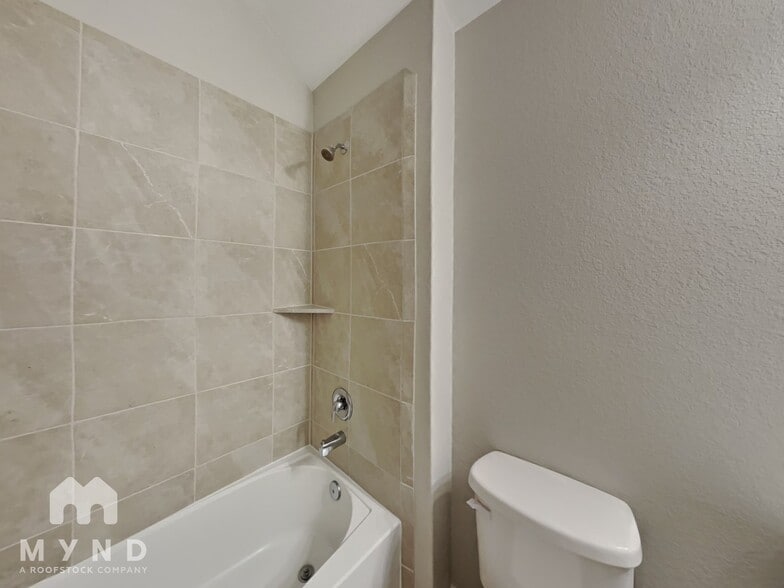 Building Photo - 22476 Brass Bell Dr